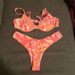 Aurelle bikini size large